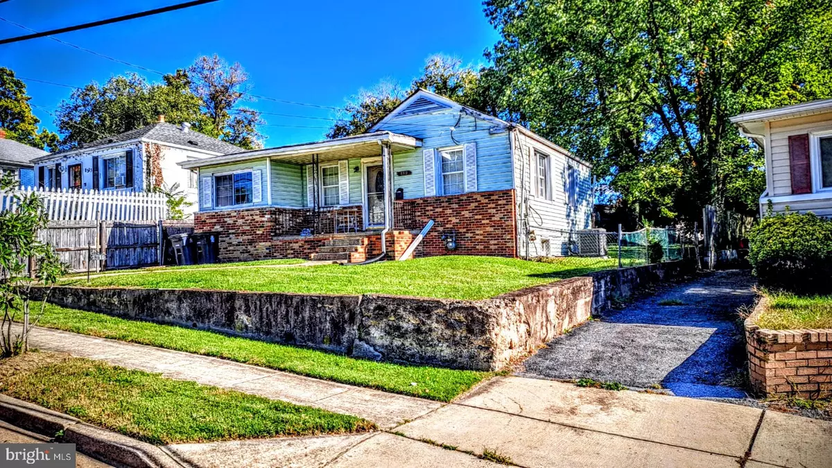 Capitol Heights, MD 20743,1311 CHAPELWOOD LN