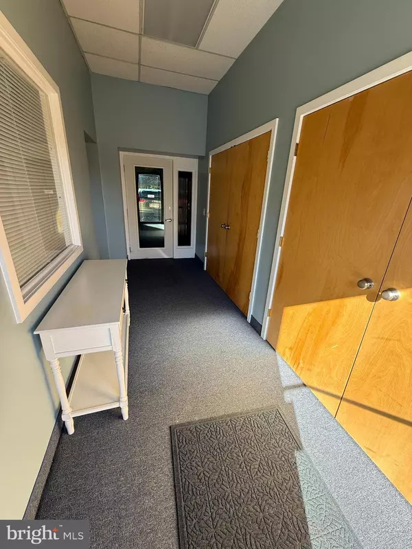 Havertown, PA 19083,1254 W CHESTER PIKE #106