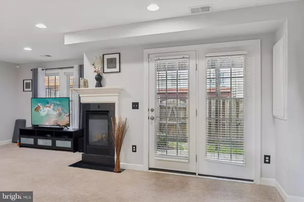 Lorton, VA 22079,8408 CHAUCER HOUSE CT