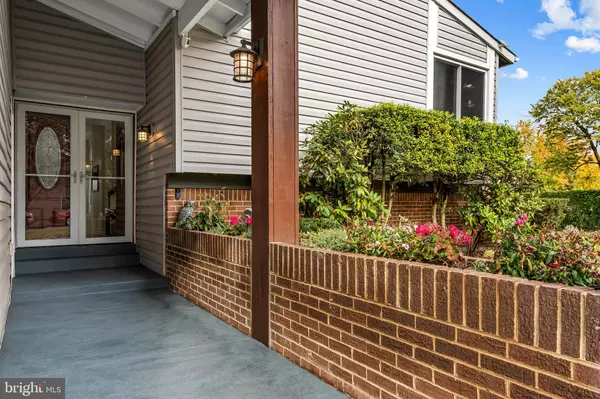 Sterling, VA 20164,101 HOPELAND LN