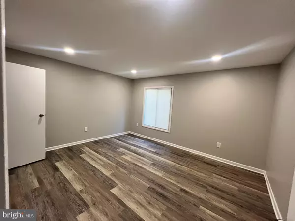 Greenbelt, MD 20770,6928 HANOVER PKWY #2