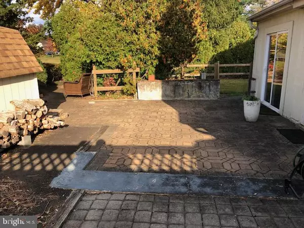 Horsham, PA 19044,2 CEDARBROOK DR