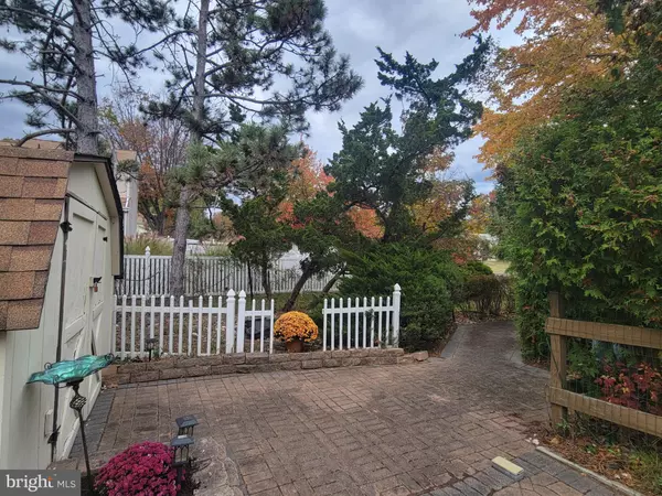 Horsham, PA 19044,2 CEDARBROOK DR