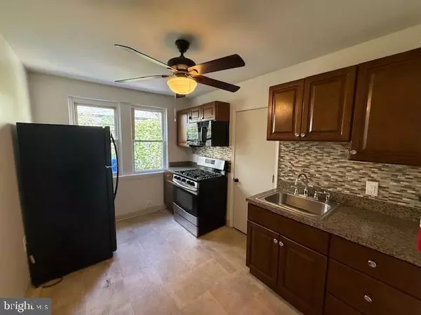 Philadelphia, PA 19144,5664 HEISKELL ST