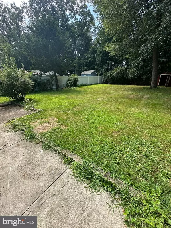 Trenton, NJ 08618,1075 FIRESIDE AVE