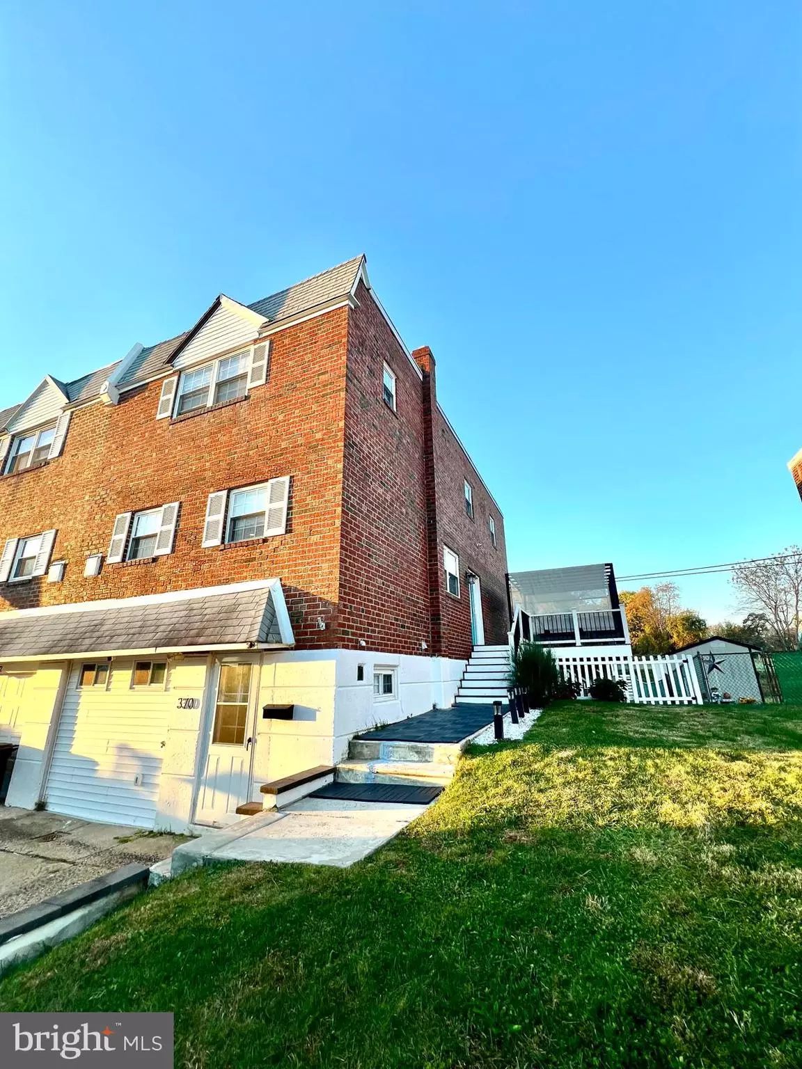 Philadelphia, PA 19116,370 SELMA ST