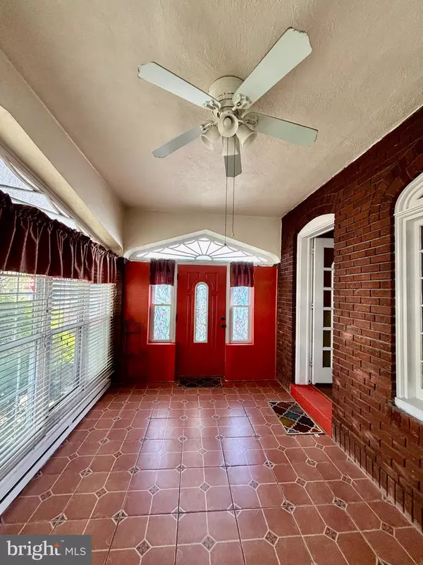 Philadelphia, PA 19124,1048 BRIDGE ST