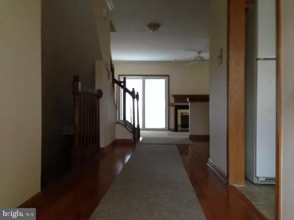 Fredericksburg, VA 22406,208 RUGBY RD