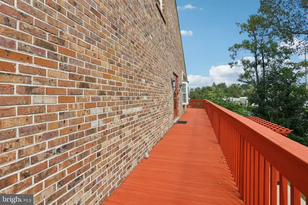 Upper Darby, PA 19082,917 SAINT JOSEPH DR