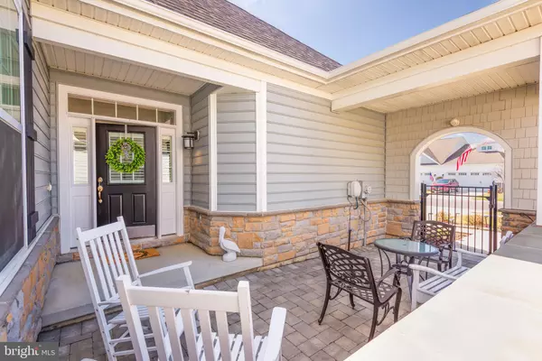 Stevensville, MD 21666,858 MOORINGS CIR #11