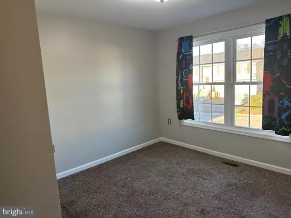 Bunker Hill, WV 25413,132 FREIGHT CAR CIRCLE