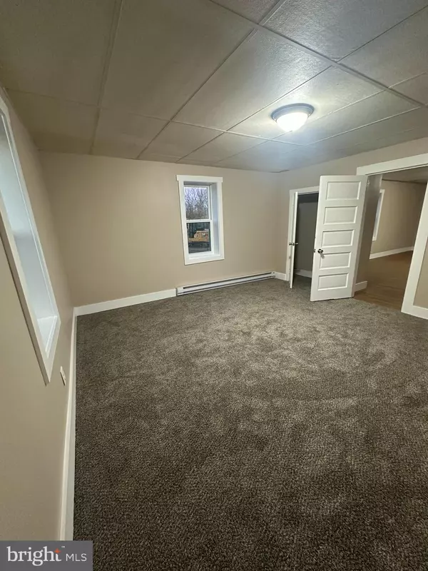 Bunker Hill, WV 25413,277 SPECKS RUN RD