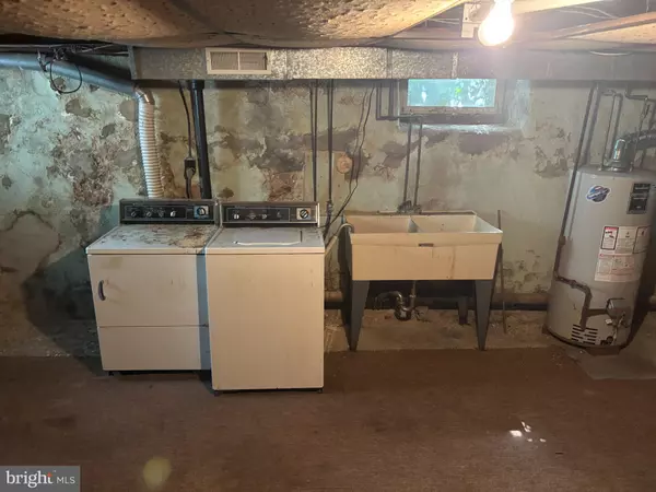 Philadelphia, PA 19128,609 FOUNTAIN ST