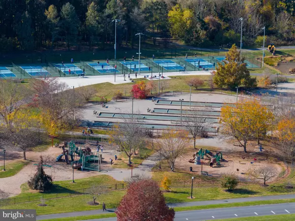 Lancaster, PA 17601,260 BLOSSOM HILL DR