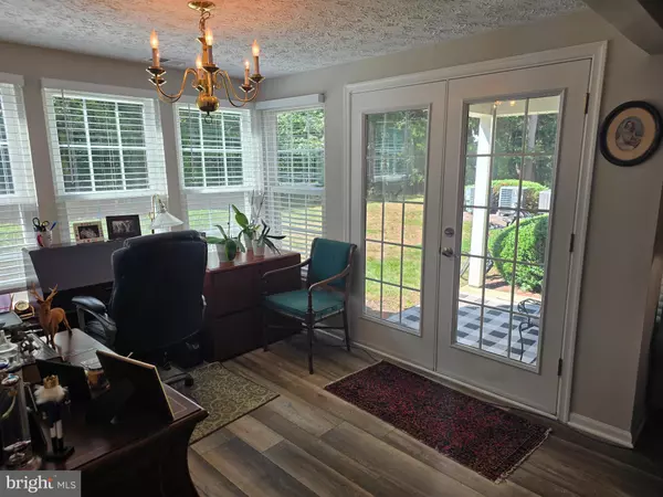 Arnold, MD 21012,628 SOUTHERN HILLS DR #B