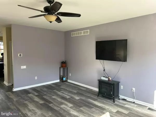 Townsend, DE 19734,636 COURTLY RD