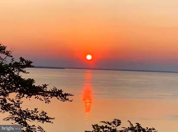 Montross, VA 22520,316 PLANTATION DR