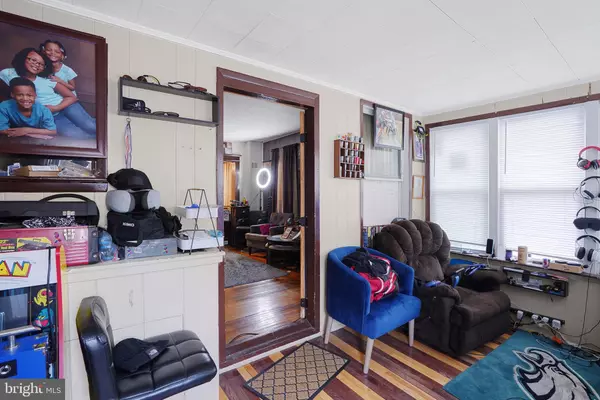 Penns Grove, NJ 08069,78 W HARMONY ST