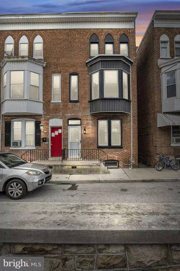 17 DEWEY AVE, York, PA 17404