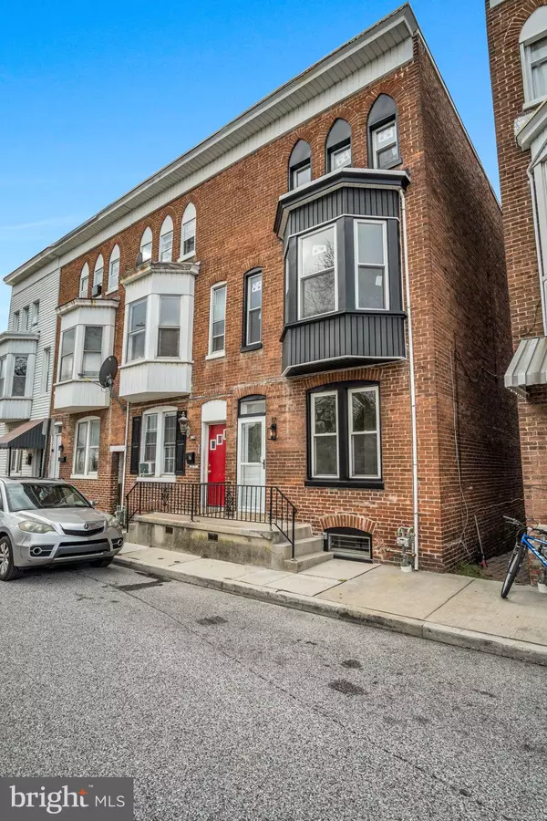 York, PA 17404,17 DEWEY AVE