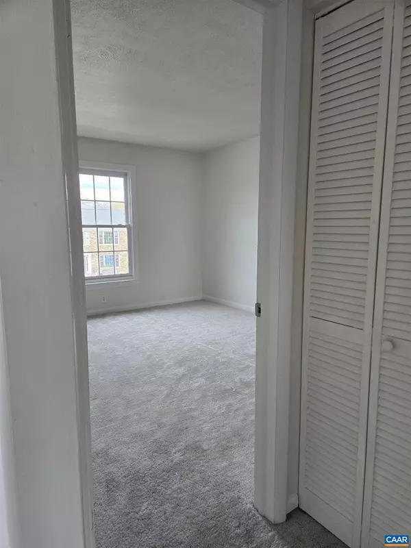 Waynesboro, VA 22980,1750 ROSSER AVE #44 BRANDON LADD CIRC