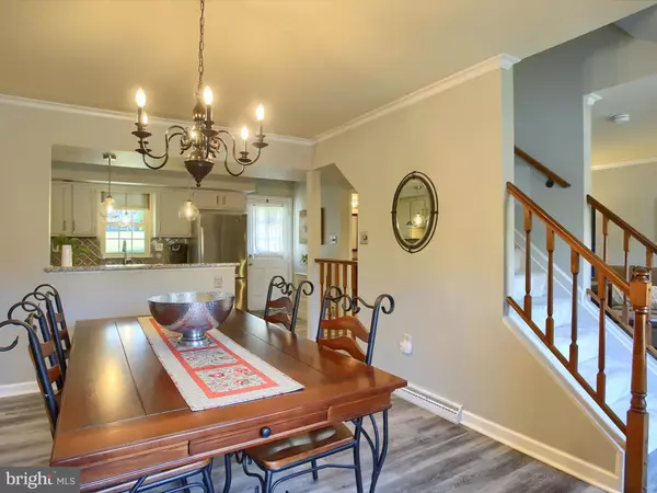 York, PA 17406,914 SKYVIEW #914