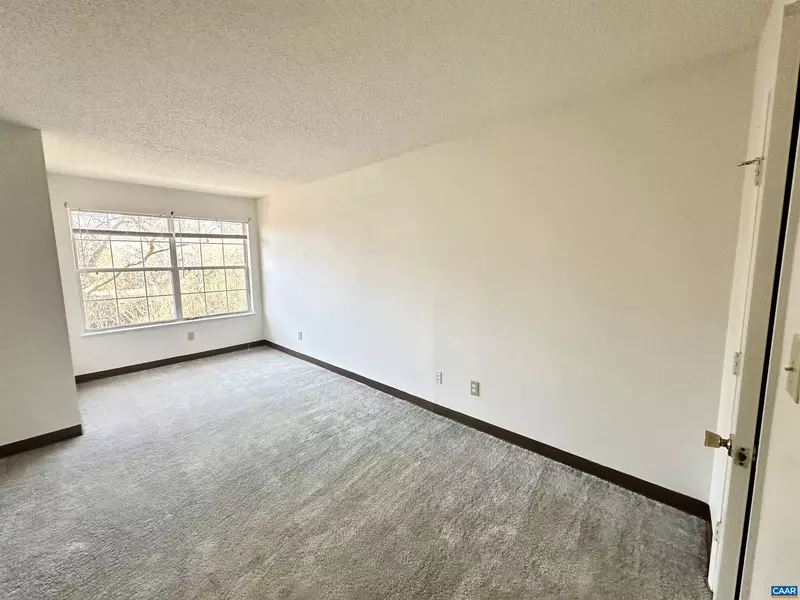 1220 SMITH ST, Charlottesville, VA 22901