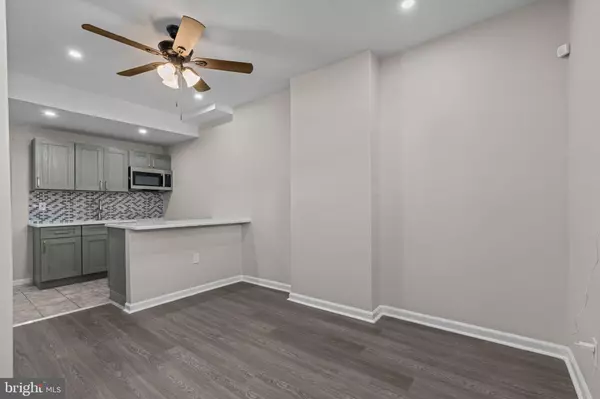 Philadelphia, PA 19140,2116 BELLEVUE ST