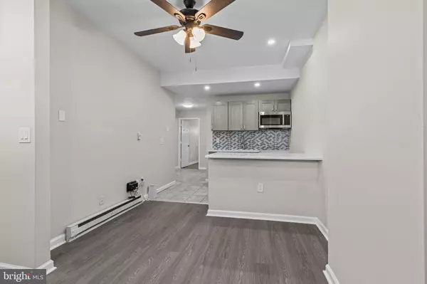 Philadelphia, PA 19140,2116 BELLEVUE ST