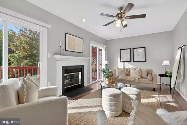 Ellicott City, MD 21043,7638 OLDFIELD LN