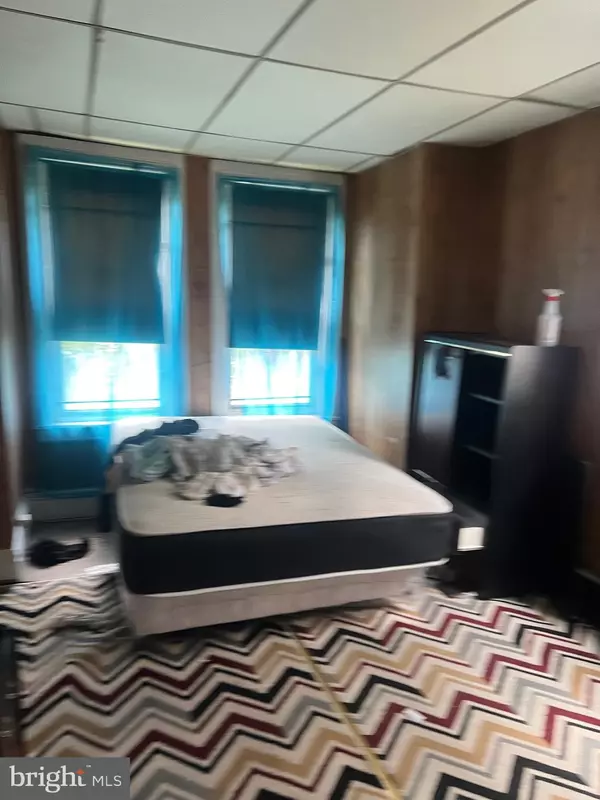 Philadelphia, PA 19132,3008 W COLONA ST