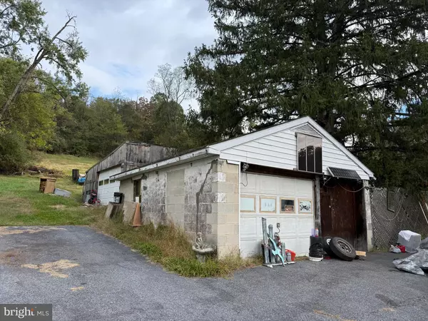 New Cumberland, PA 17070,634 LEWISBERRY RD