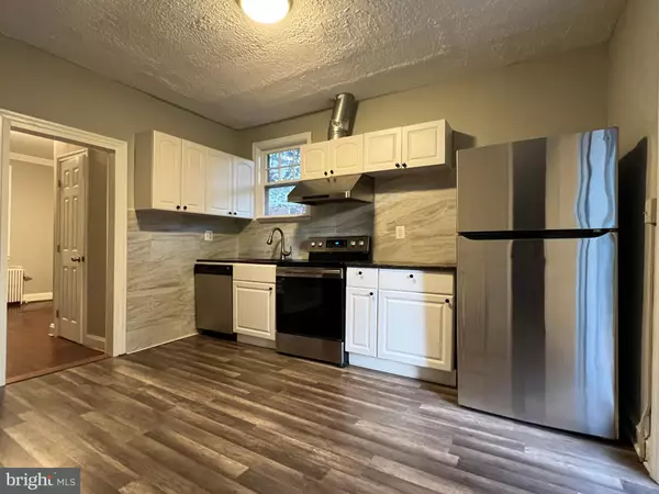 Cheverly, MD 20784,6103 LANDOVER