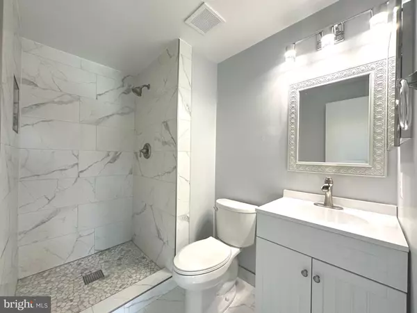 Centreville, VA 20120,5932 GRISBY HOUSE