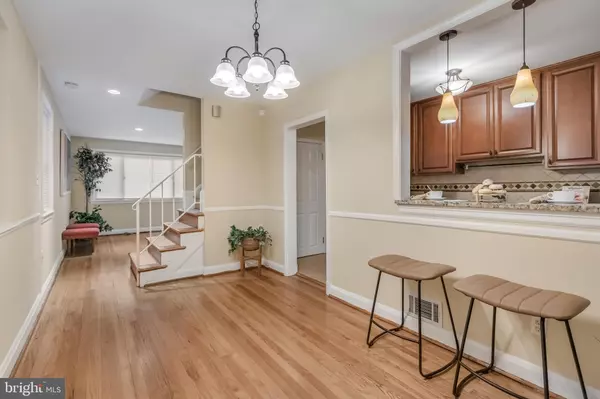 Baltimore, MD 21214,2210 CLOVILLE AVE NE