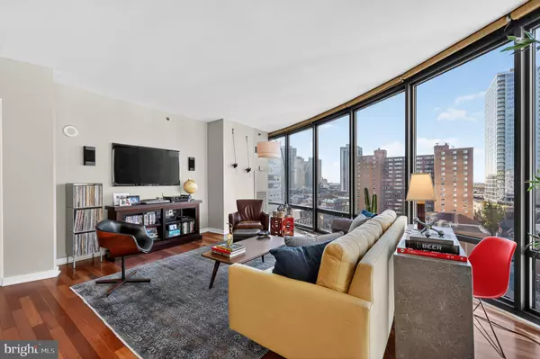 Philadelphia, PA 19103,2101 MARKET ST #903