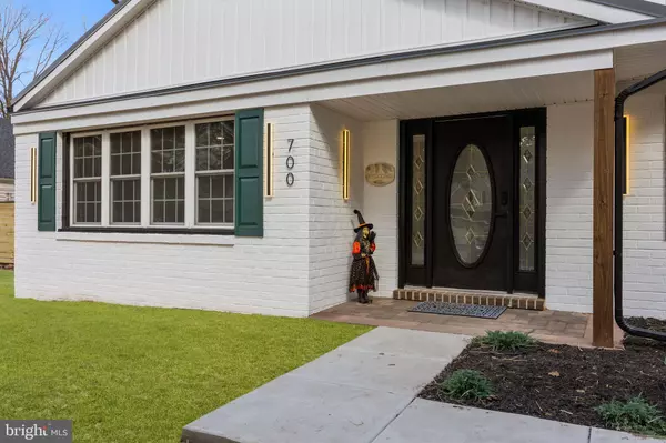 Yardley, PA 19067,700 ARDSLEY CT