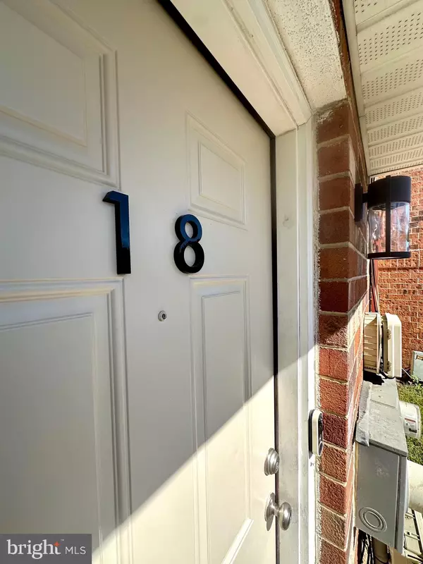 18 DEEN ST, New Castle, DE 19720