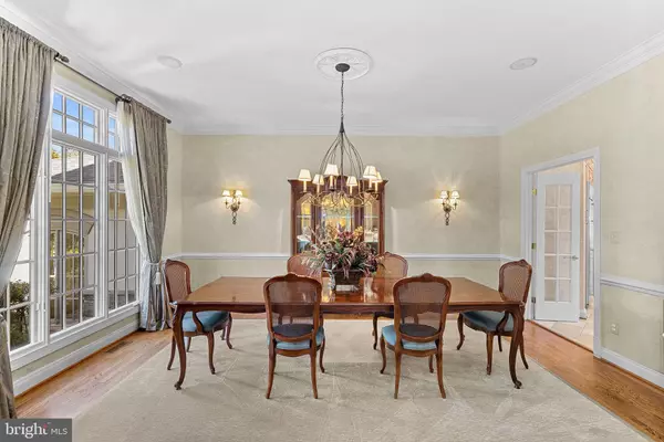 Oakton, VA 22124,2793 MARSHALL LAKE DR