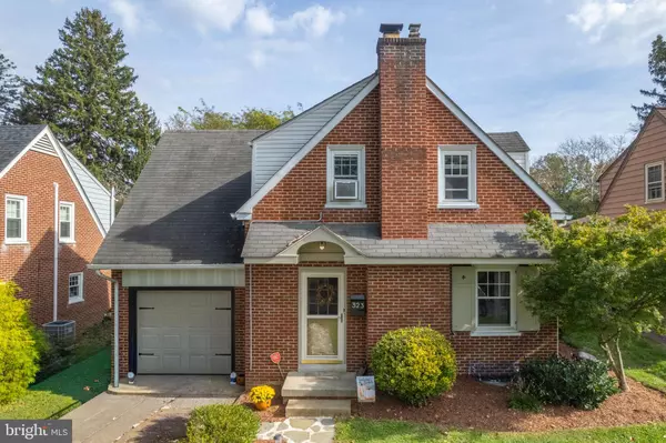 Lancaster, PA 17603,323 PERRY AVE