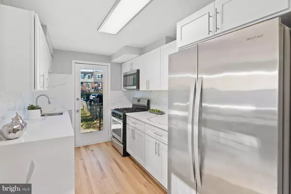 Baltimore, MD 21206,5900 LACLEDE RD