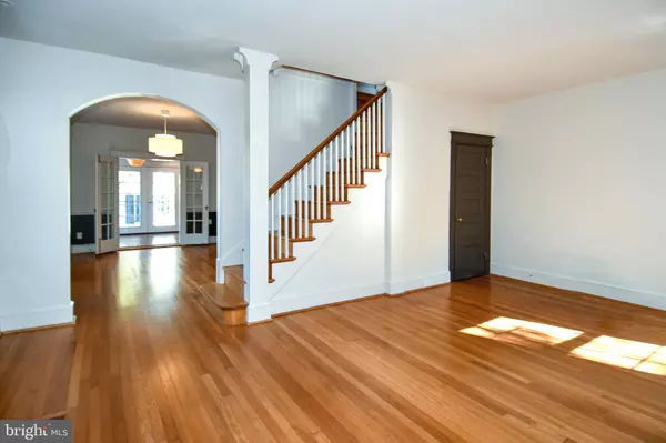 Washington, DC 20016,3811 VAN NESS ST NW
