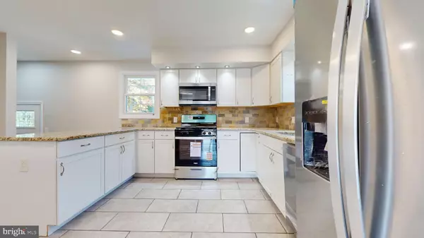 Blackwood, NJ 08012,59 ERIAL RD