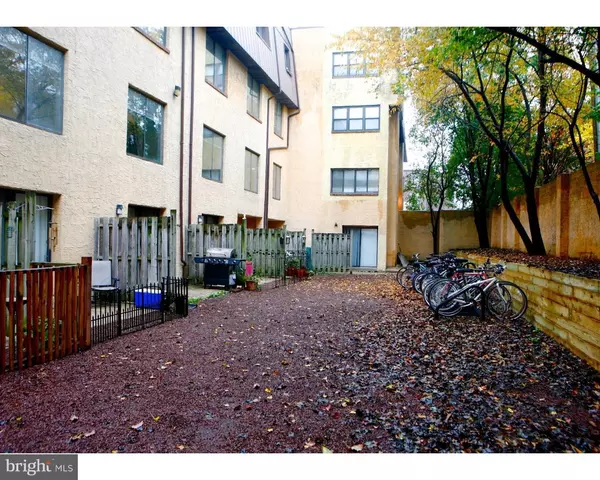 Philadelphia, PA 19146,2031-3 SOUTH ST #110