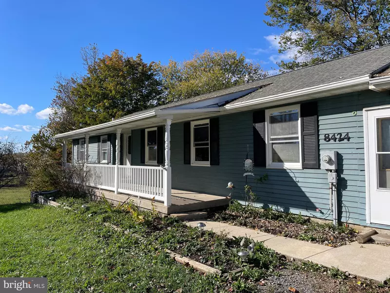 8424 WOODVILLE RD, Mount Airy, MD 21771