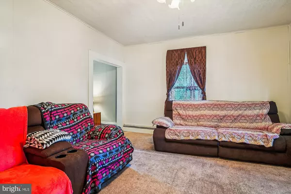 Easton, MD 21601,202 S AURORA ST