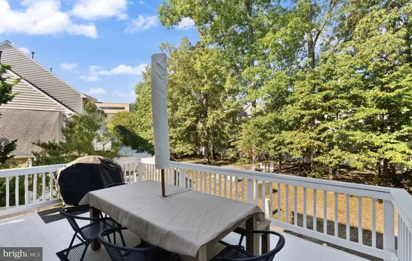 Reston, VA 20190,12001 EDGEMERE CIR