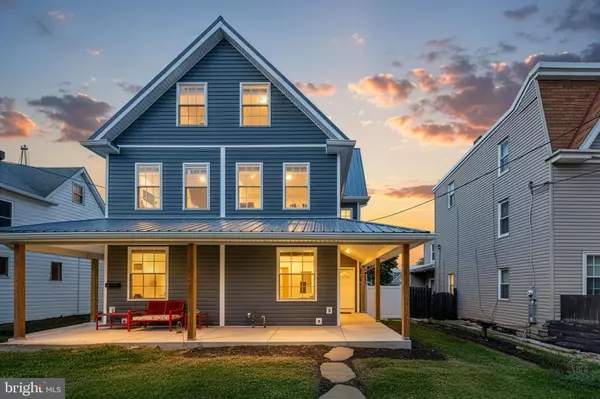 New Cumberland, PA 17070,419 3RD ST