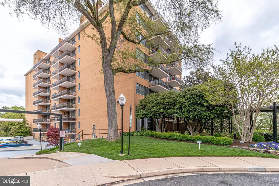 2030 N ADAMS ST #1112, Arlington, VA 22201