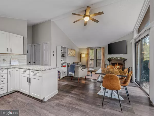 Hedgesville, WV 25427,119 ALGONQUIN TRL